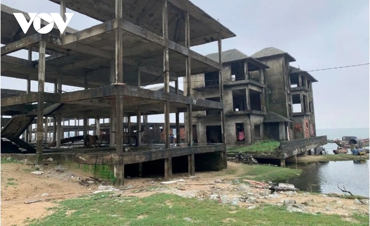 Government leader: Accepting losses as tuition fee to resolve stalled projects